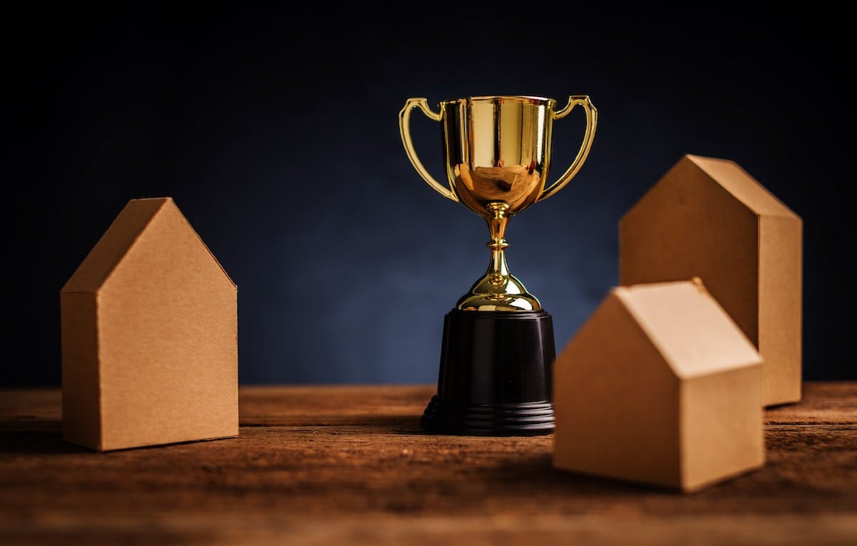 66fdca78dbd68eb3884abd63 House20trophymin202