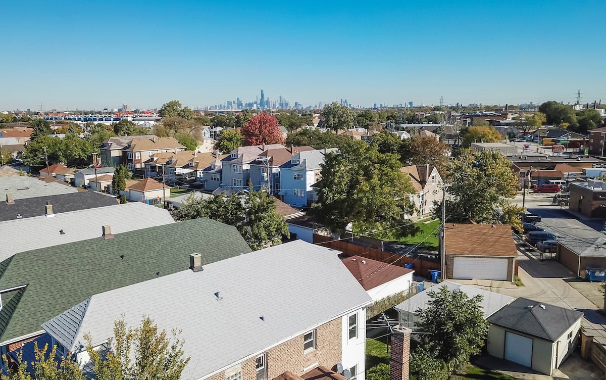 66fdca82e1fd4a5399e20634 Houses20outside20chicagomin