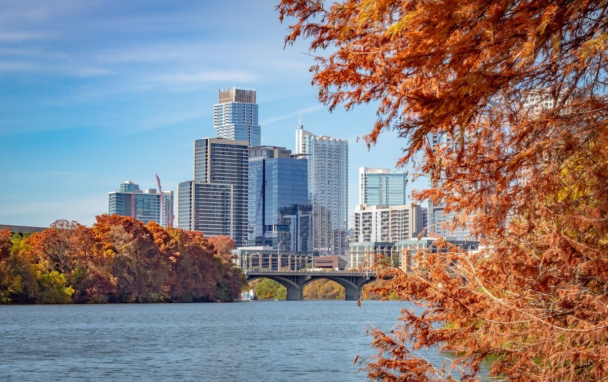 66fdca89e1fd4a5c12e20649 Austin20tx20fallmin