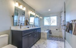 66fdca8ae1fd4a14b8e2064b Remodeled20bathroommin 66fdca8ae1fd4a14b8e2064b Remodeled20bathroommin