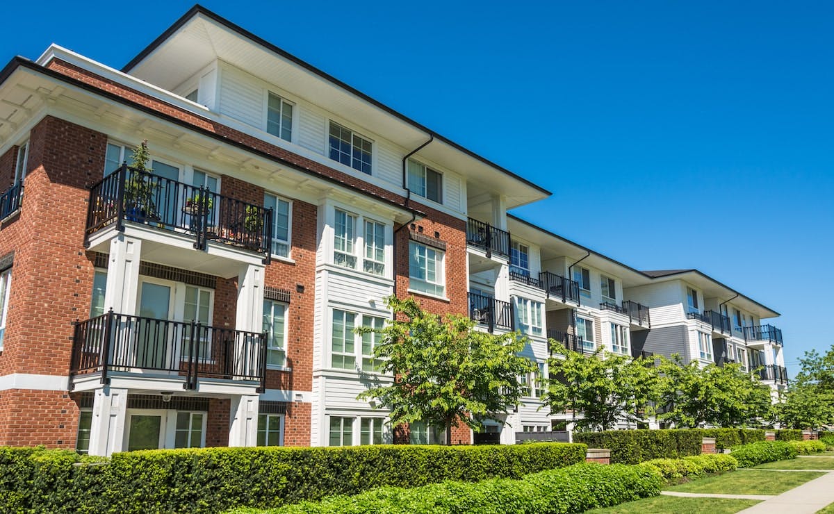 66fdca90de5fd12cf954a126 Apartment20buildingmin202