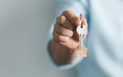 66fdca93d4ea389c8aa5aefb Homebuyer20holding20keysmin 66fdca93d4ea389c8aa5aefb Homebuyer20holding20keysmin