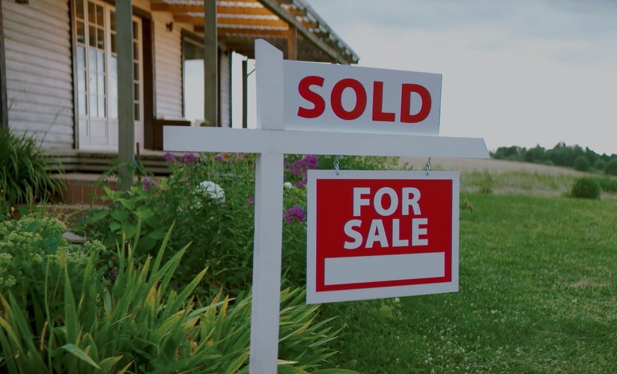 66fdca9be63fdc5f39459caa Sold20housemin