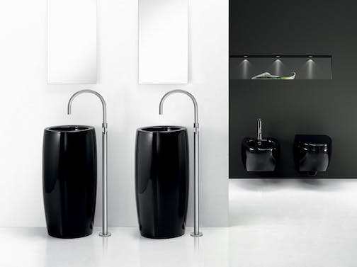 66fdcb913cabd92db6a6b3ed Totemblkpillars