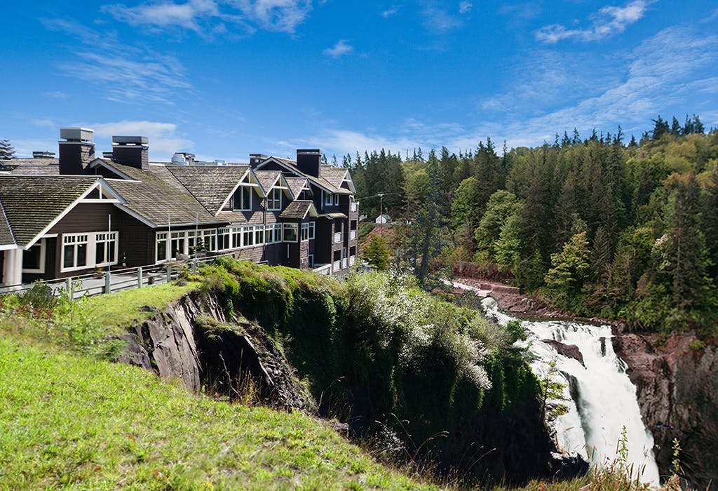 66fdccd1a897b59493b21ae5 Allura Salishlodge Hero 1024x7001