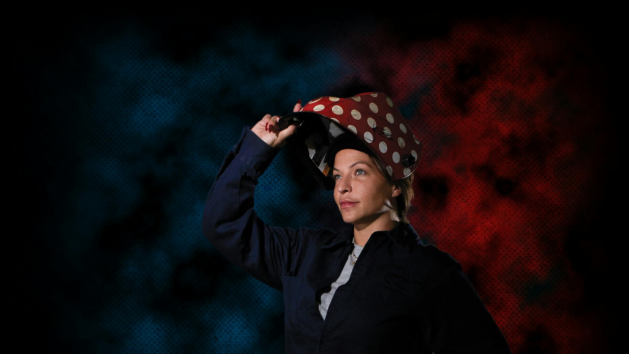 66fdcd0adbd68e1cf64ac4f0 Sydneyfinalblueredbackgroundhero