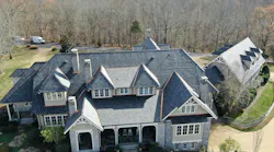 Da Vinci Roofscapes Select Shake In The Black Oak Color Pattern