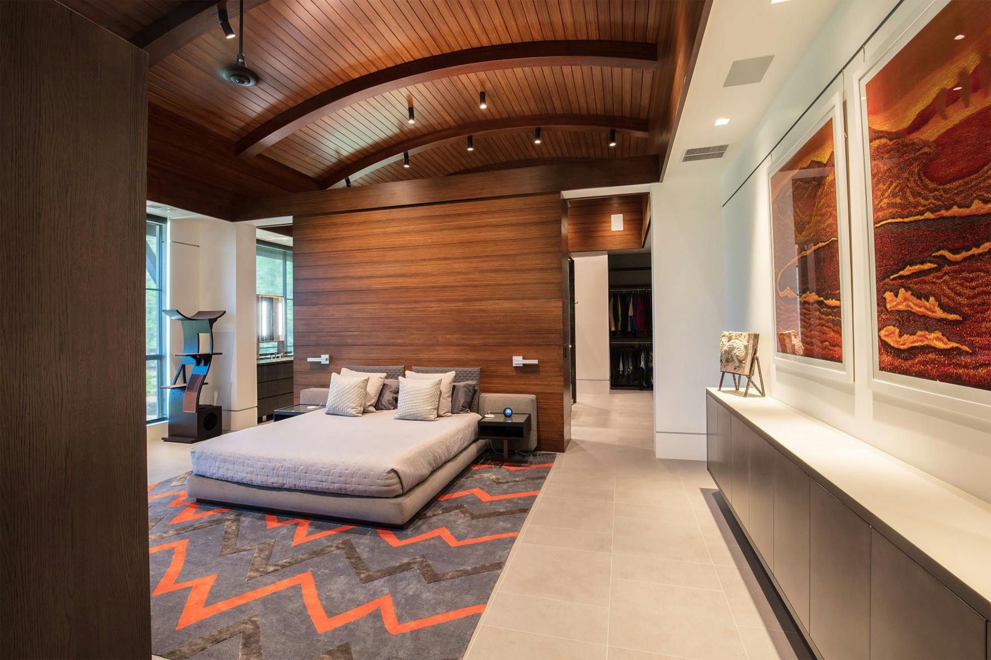 66fdcd18a5dba0539d464260 Donner20miller20master20bedroom20rainscreen20ceili