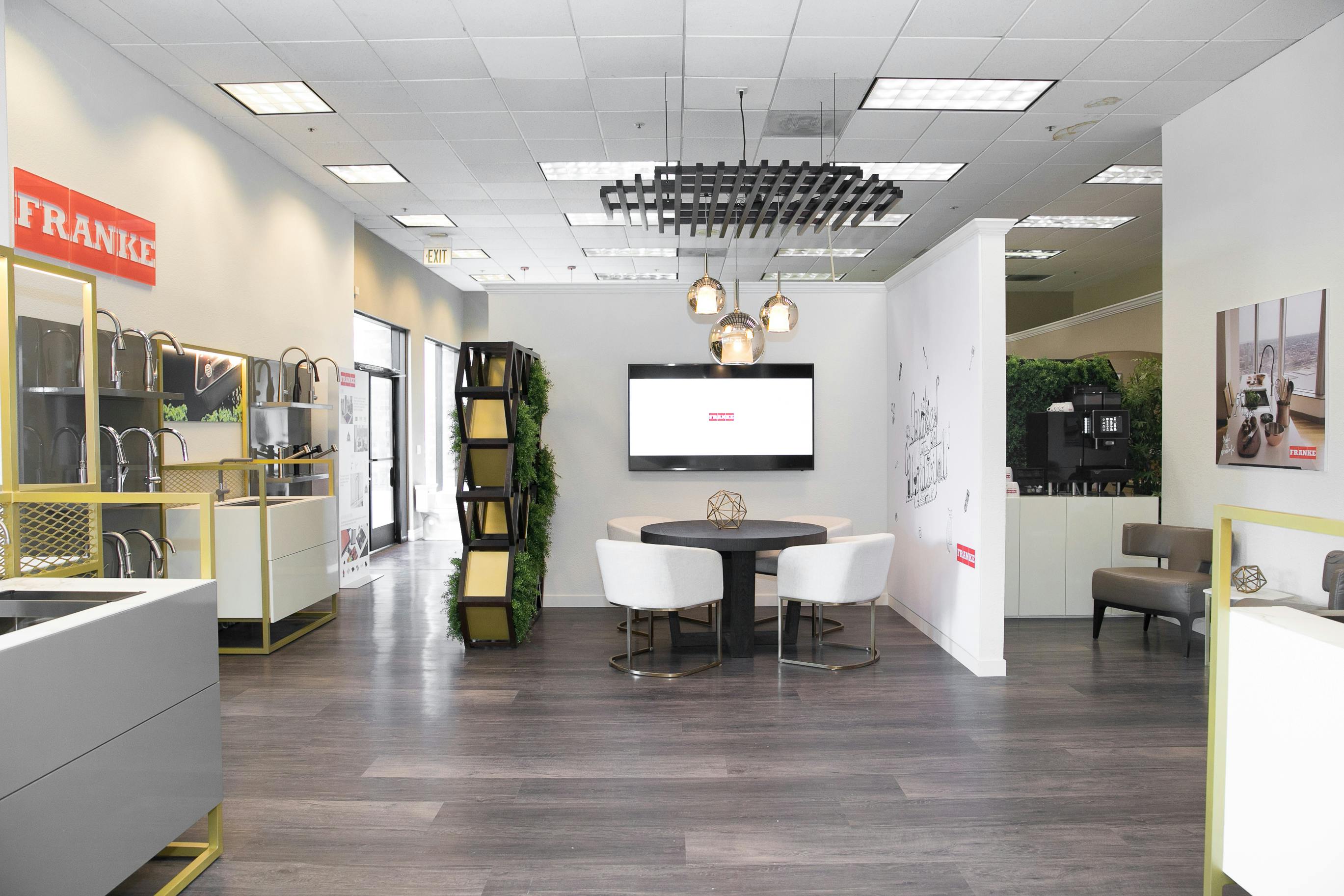 66fdcd74de5fd165f054a8b5 K93a2754