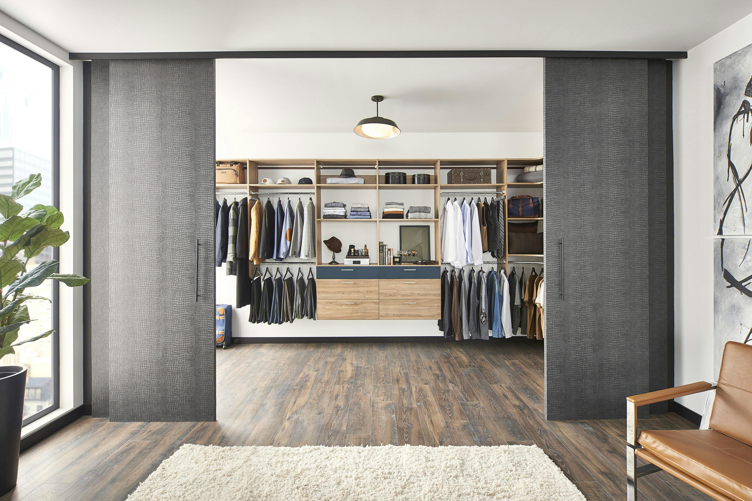 66fdcd7cdbd68e6e9f4ac594 Mastersuitenaturalblondehighrisestraightwithnavy