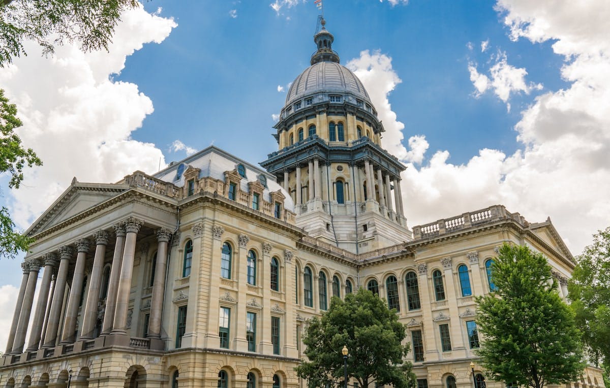 66fdcd9636c97e79978b7ec0 Illinois20state20capital20buildingmin