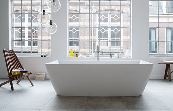 66fdce5001d3bfeaf8af9807 Durasquarebathtub 1