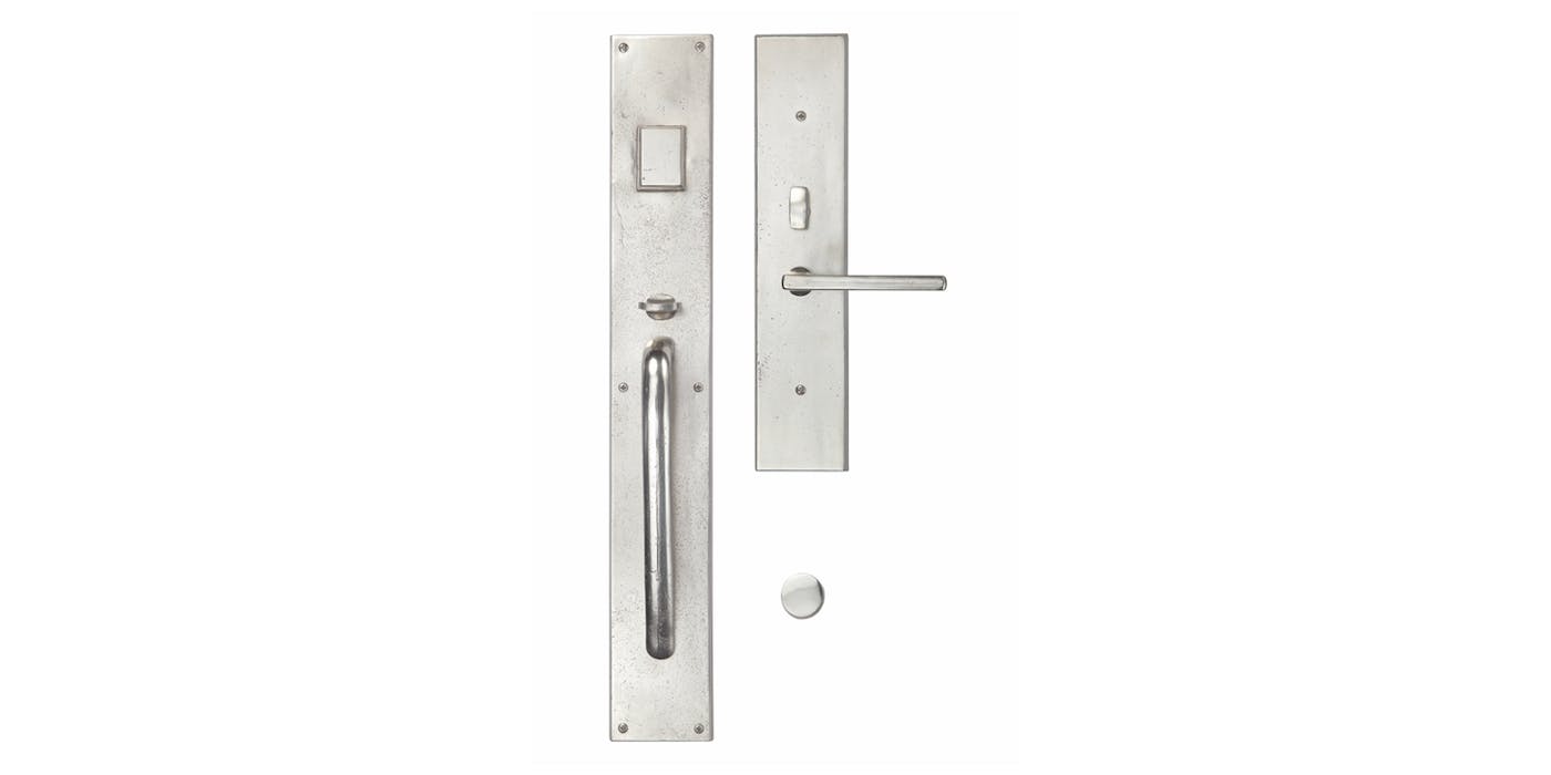 66fdcec701d3bfb1e3af98b3 Ashleynortonurbansuitedoorhandle
