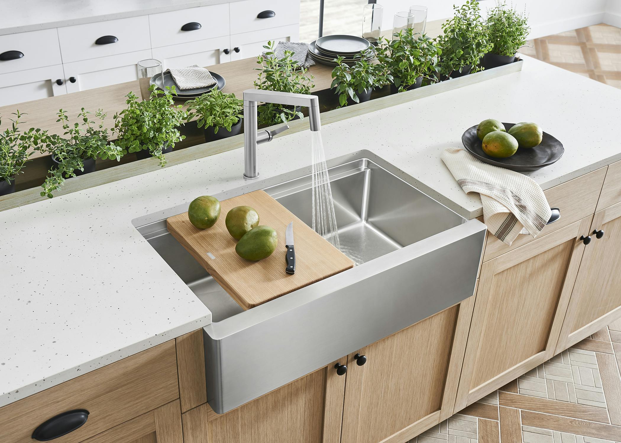 1%20 Blanco Quatrus R15 Ergon Stainless Steel Modern Farmhouse Sink Wood Cutting Board