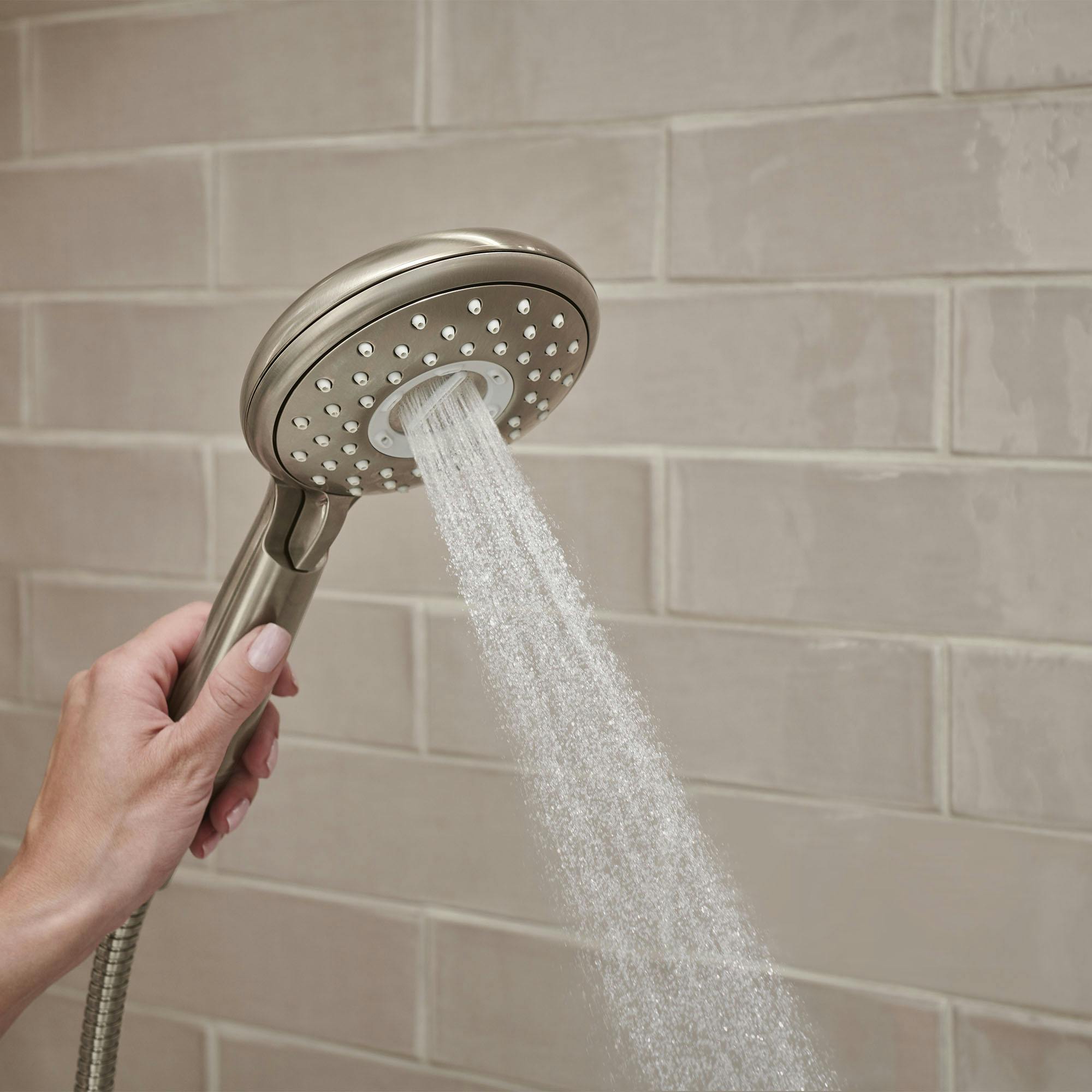 66fdcf3b3cabd9060fa6bab0 Americanstandardspectrafiltered4spray20handshower