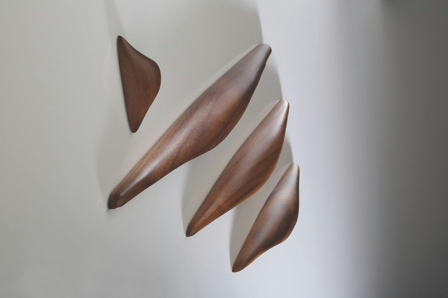 66fdcf45a897b544b5b21e2a Midcenturymodernscandinavianwoodcabinethandle