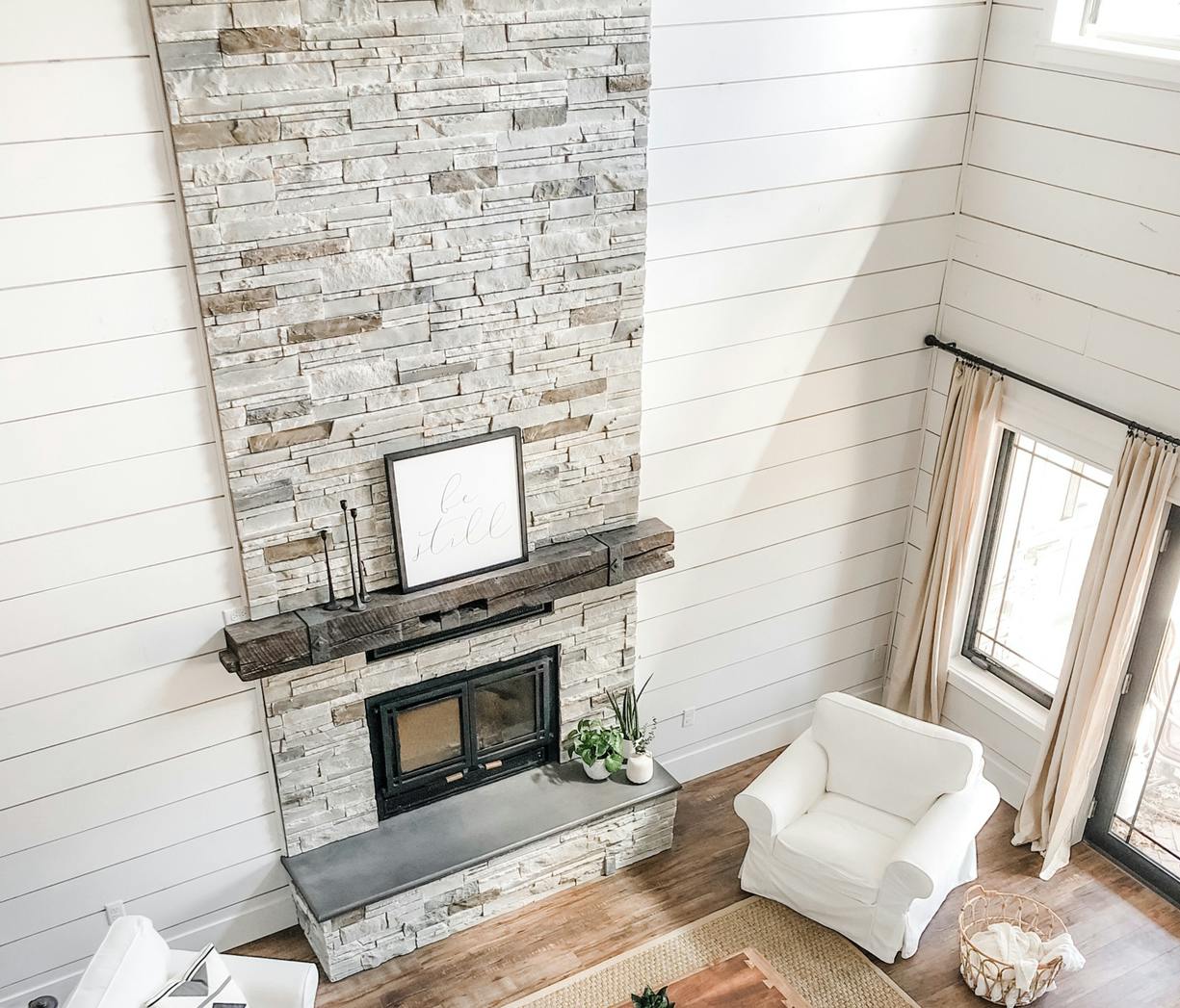 66fdcf4ee1fd4a5157e21042 Boralversettastonenorthmadefireplacebeadboardwhite
