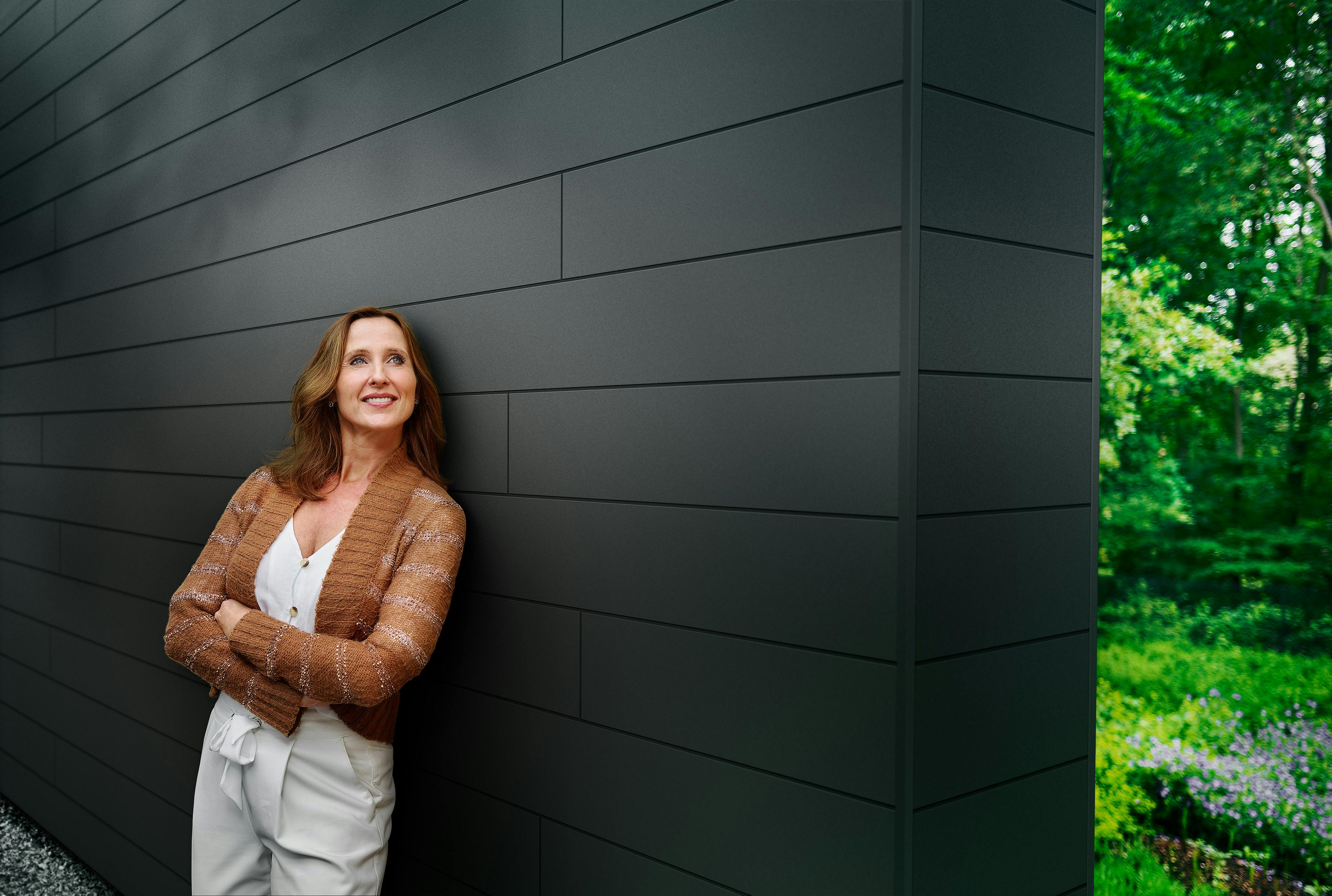 66fdcf6701d3bfe458af998f Trespapuranfc20lumenwomanonwall