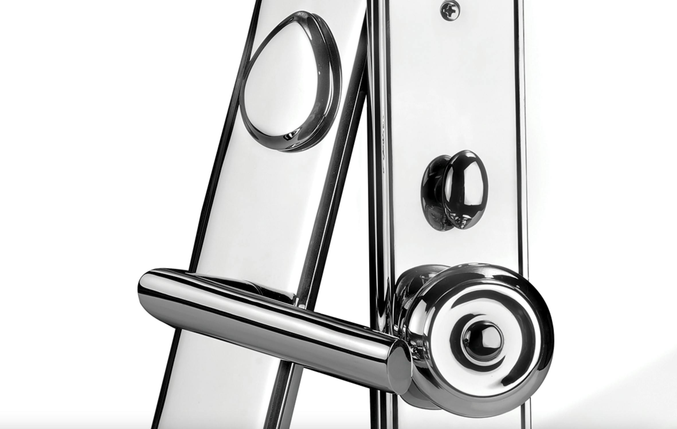 66fdcfafe1fd4a9523e210b6 Ashley20norton20introduces20rectangular20suite20of