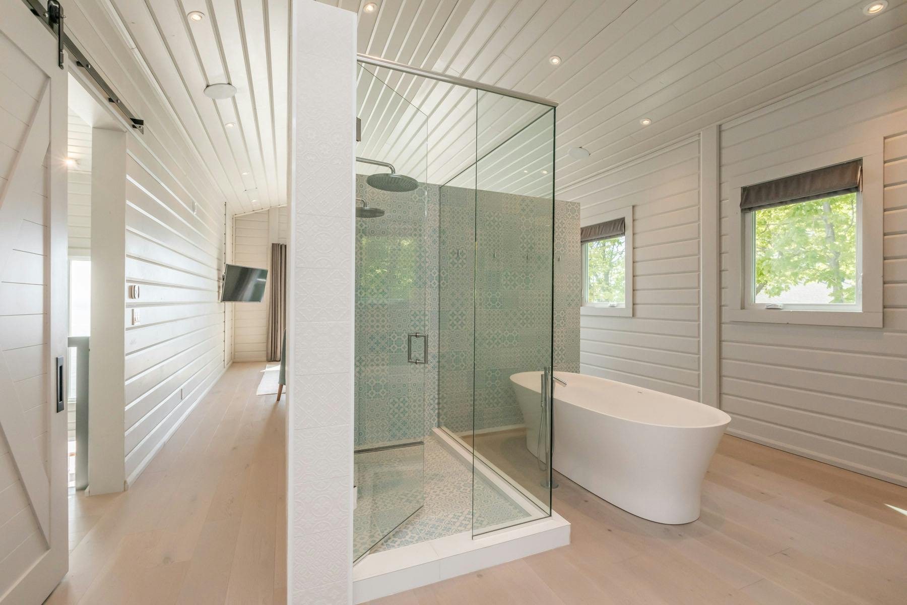 66fdcfc3a5dba00e354645b9 Duravitdavidgonzalezwinner