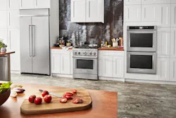 66fdcfdaa5dba085af4645d1 Whirlpoolcorpkitchenaidappliancesuite
