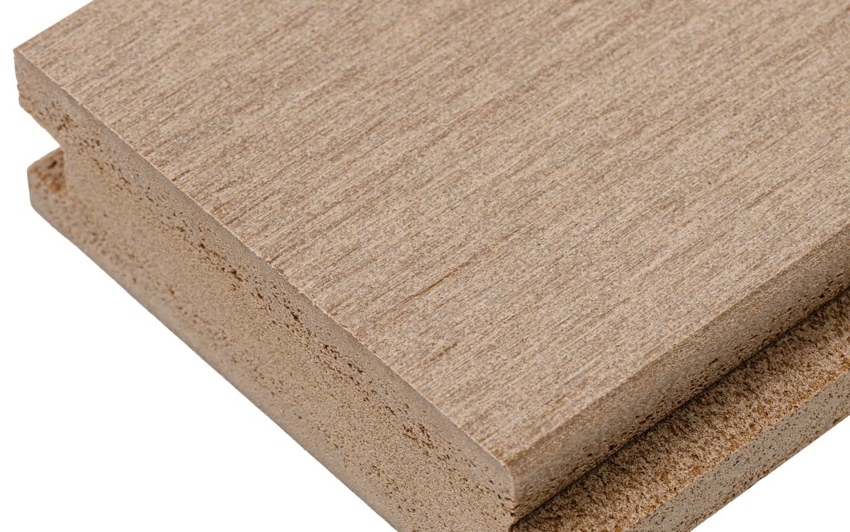 66fdd00bdbd68e1e994ac8a6 Modern20mill20acre20porch20board201min