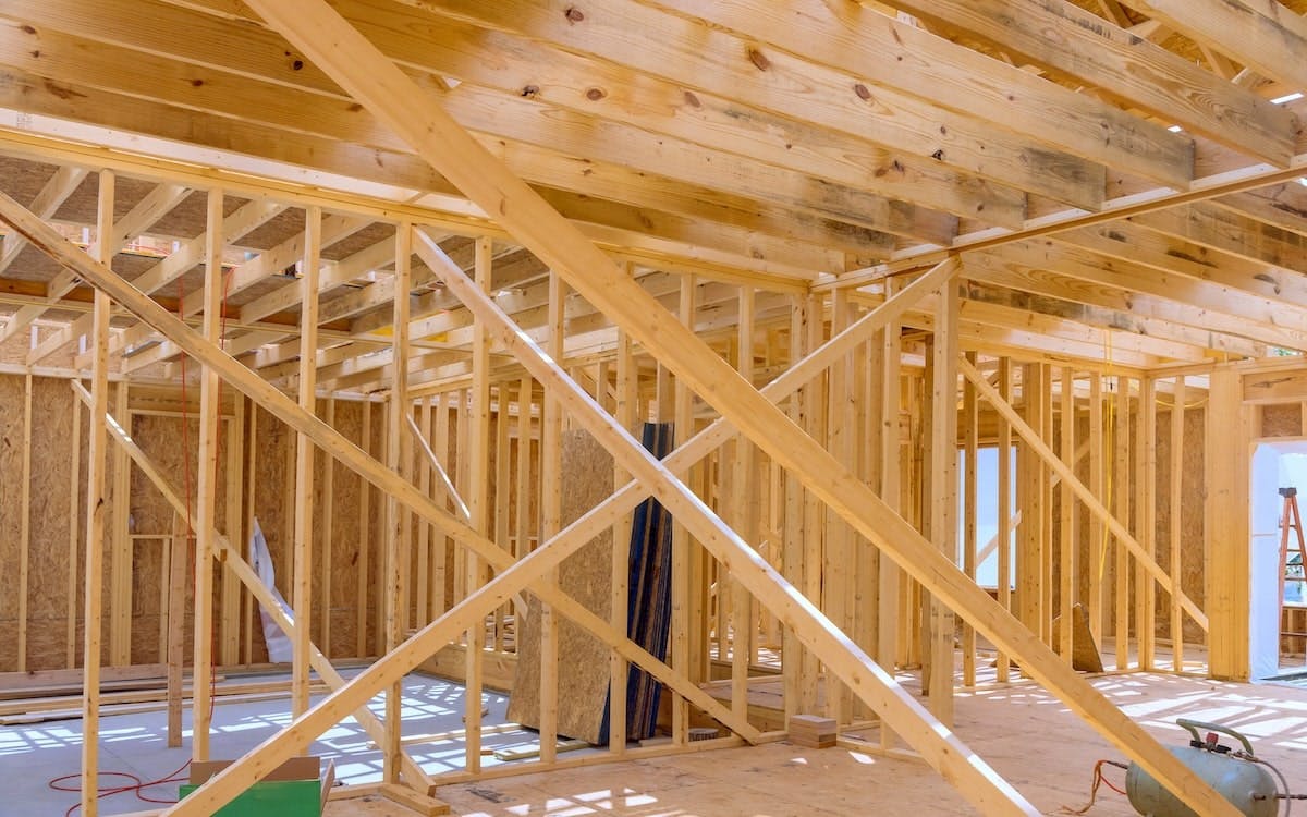 Builder confidence in the single-family home market is low due to affordability challenges.