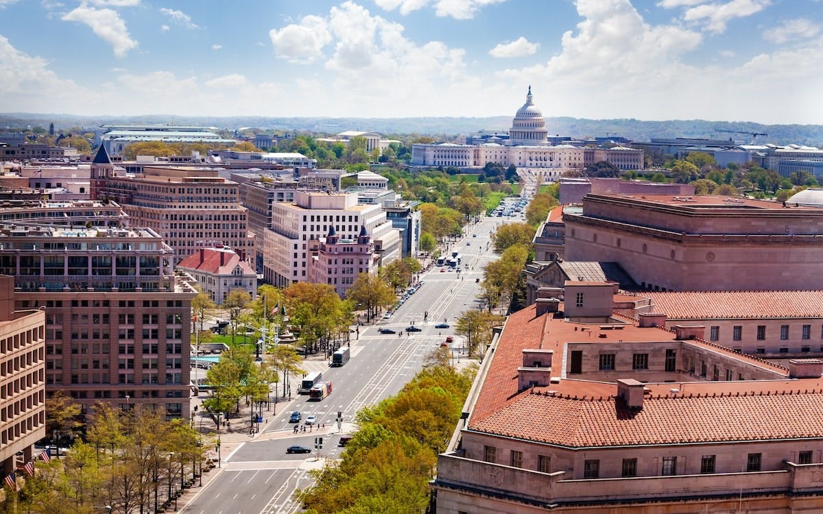 Washington, D.C. saw luxury home prices drop 1% in the last four years.