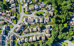 August saw existing homes decline while the median home price rose. August saw existing homes decline while the median home price rose.