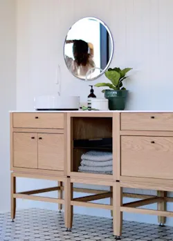 Coquo C°2 base module bathroom in white oak and off-white Fenix countertops Coquo C°2 base module bathroom in white oak and off-white Fenix countertops