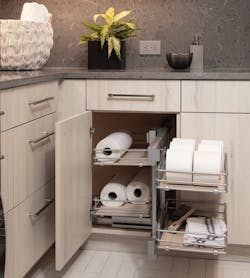 Cabinets and organization accessories from Wellborn Cabinet in The New American Home 2021 Cabinets and organization accessories from Wellborn Cabinet in The New American Home 2021