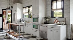 Thermador Leap Into Luxury kitchen ME302YP min Thermador Leap Into Luxury kitchen ME302YP min