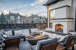 Airy outdoor space featuring the Kulm Fire Bowl from Kindred Outdoors + Surrounds Airy outdoor space featuring the Kulm Fire Bowl from Kindred Outdoors + Surrounds