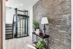 Entryway elevator vuelift