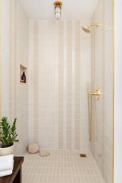 Robert McKinley Studio Federal Freestanding Shower Robert McKinley Studio Federal Freestanding Shower