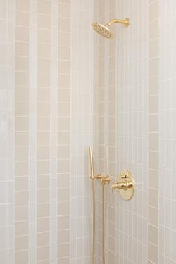 Robert McKinley Studio 132 Robert McKinley Studio 132