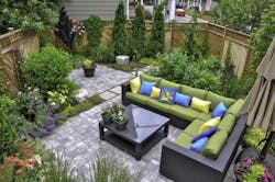 Outdoor living garden Outdoor living garden