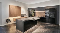 Häcker Kitchens’ Moving Table Häcker Kitchens’ Moving Table