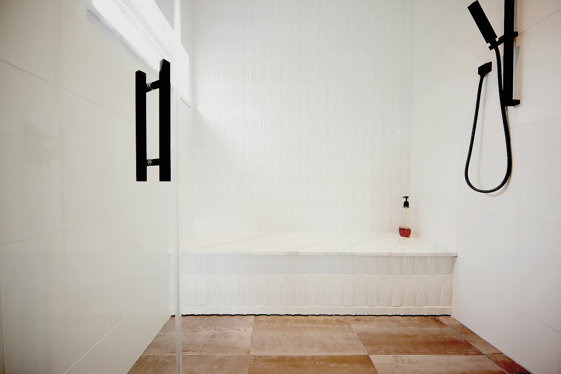 682e46dda6cbc2e43a2bd4fa Pboateybenchdrain