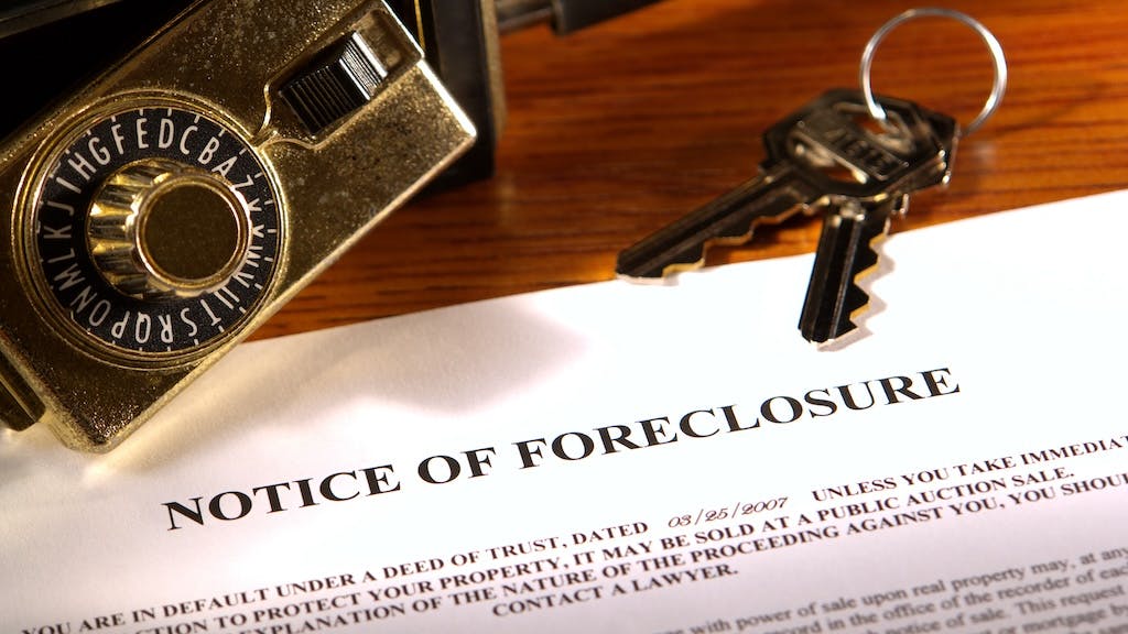 Foreclosure Activity, Mortgage Delinquencies Rise in June | Pro Builder
