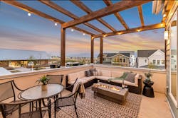 3_select_the_legacybalcony 3_select_the_legacybalcony