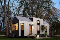 Via model from Liv-Connected Via model from Liv-Connected